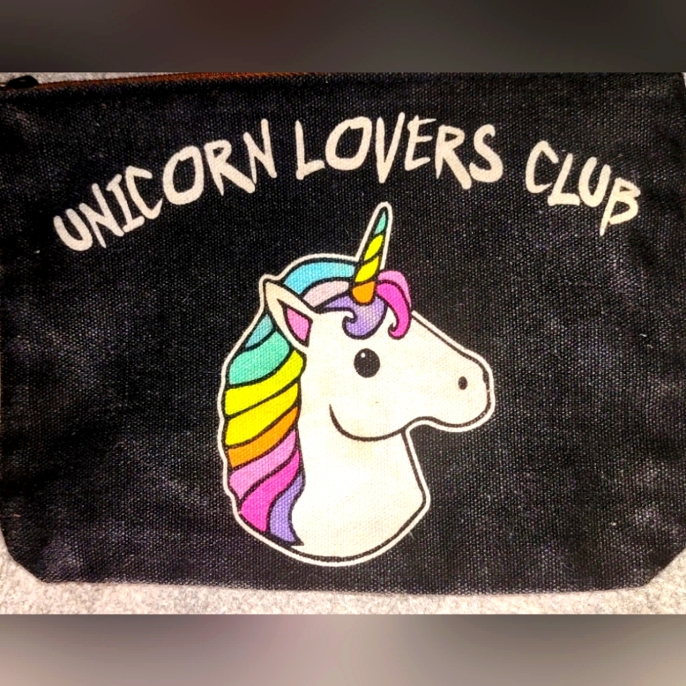 Unicorn Lovers Club makeup bags - Picture 2 of 6